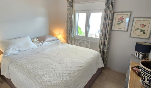 Odsprzedaż - Villa - Los Romanes - Inland