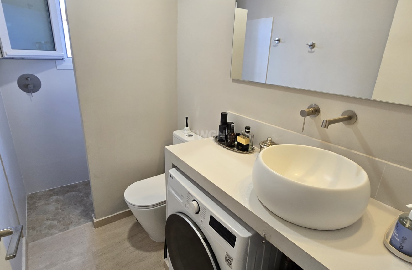 Odsprzedaż - Villa - Los Romanes - Inland