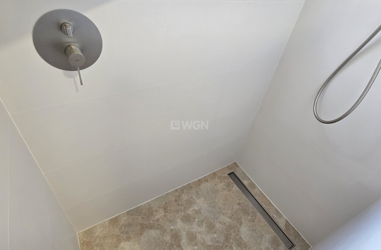 Odsprzedaż - Villa - Los Romanes - Inland