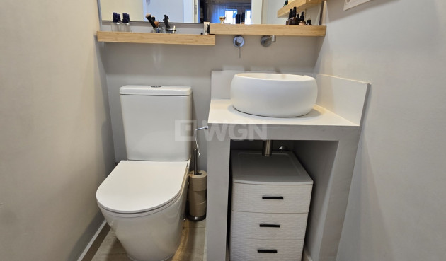 Odsprzedaż - Villa - Los Romanes - Inland