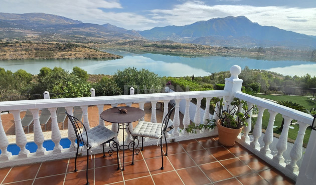 Odsprzedaż - Villa - Los Romanes - Inland