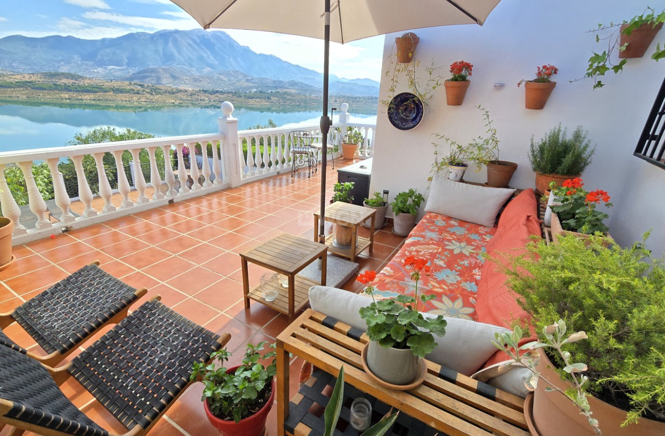 Odsprzedaż - Villa - Los Romanes - Inland