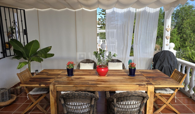 Odsprzedaż - Villa - Los Romanes - Inland