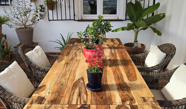 Odsprzedaż - Villa - Los Romanes - Inland