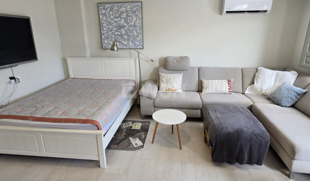 Odsprzedaż - Villa - Los Romanes - Inland