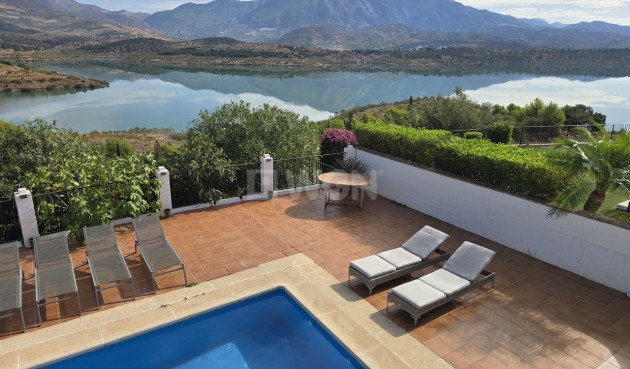 Odsprzedaż - Villa - Los Romanes - Inland