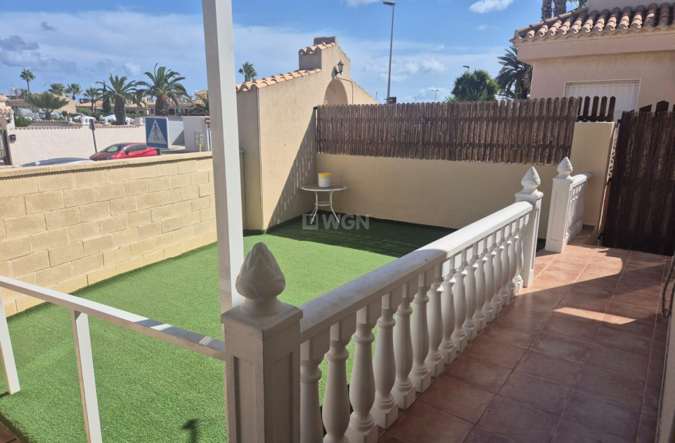 Reventa - Villa - Orihuela Costa - Playa Flamenca