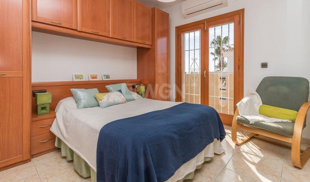 Reventa - Villa - Orihuela Costa - Playa Flamenca