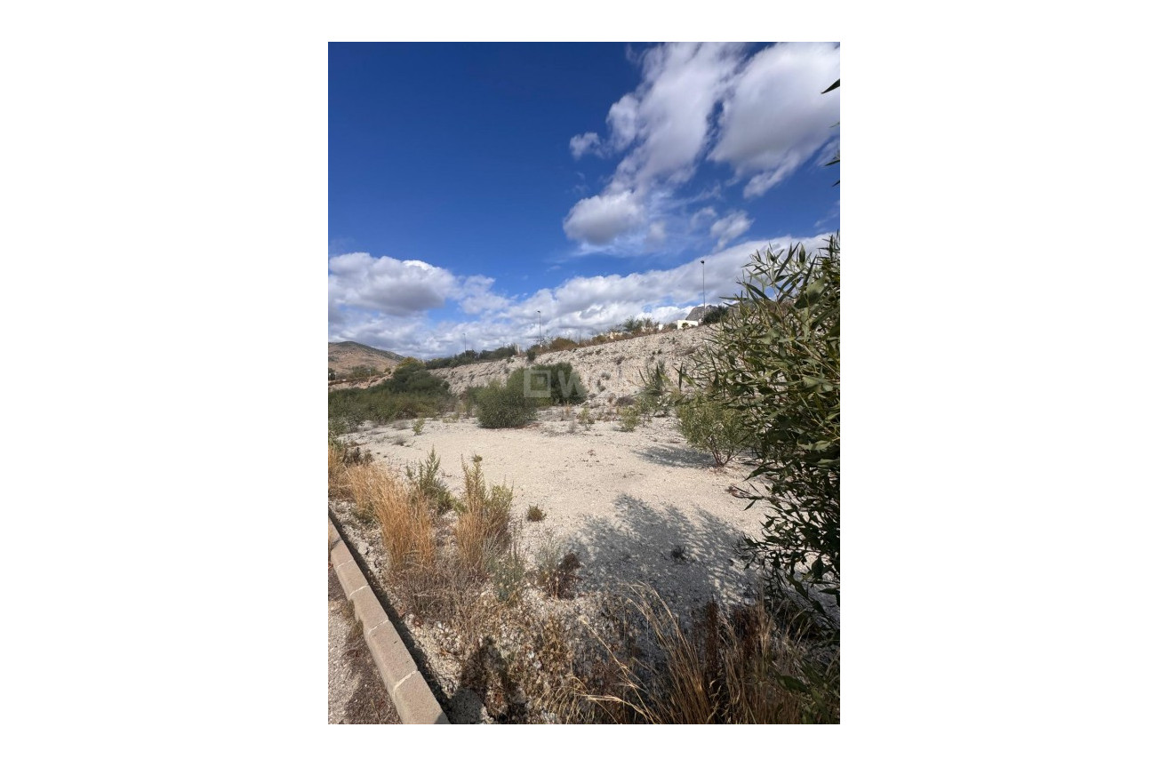 Resale - Plot / Land - Finestrat - Costa Blanca