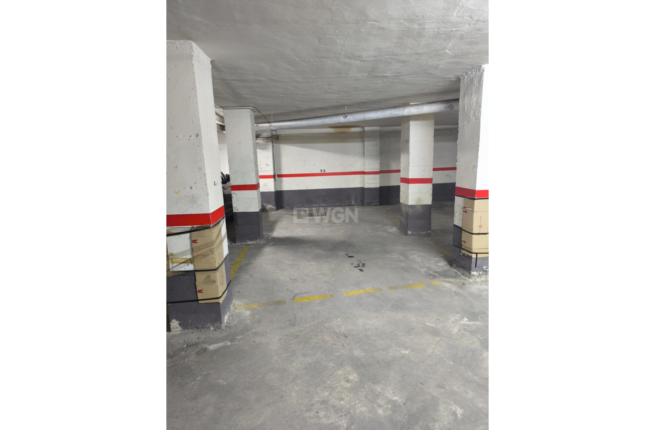 Reventa - Parking - Torrevieja - Playa de los Locos