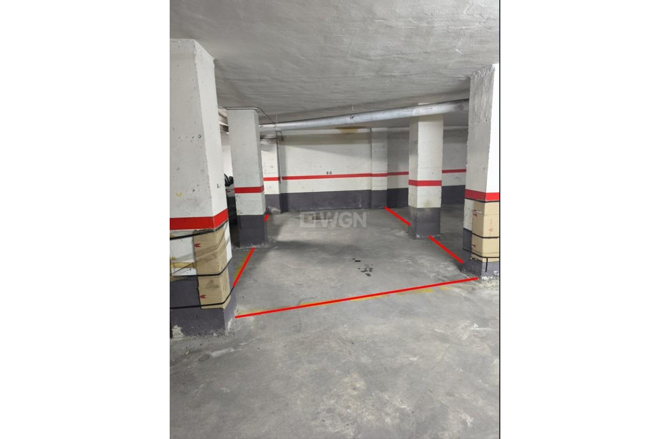 Reventa - Parking - Torrevieja - Playa de los Locos