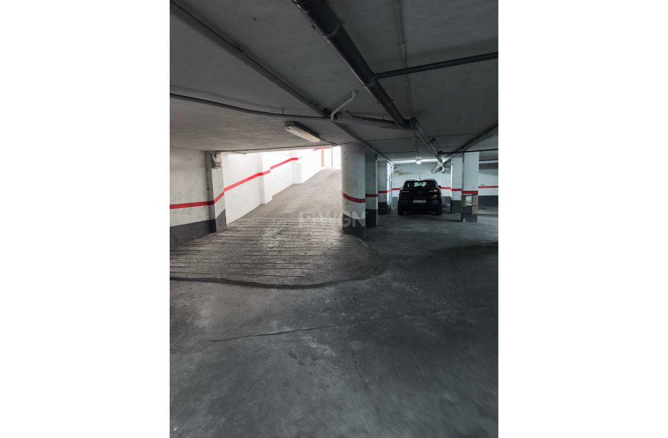 Reventa - Parking - Torrevieja - Playa de los Locos