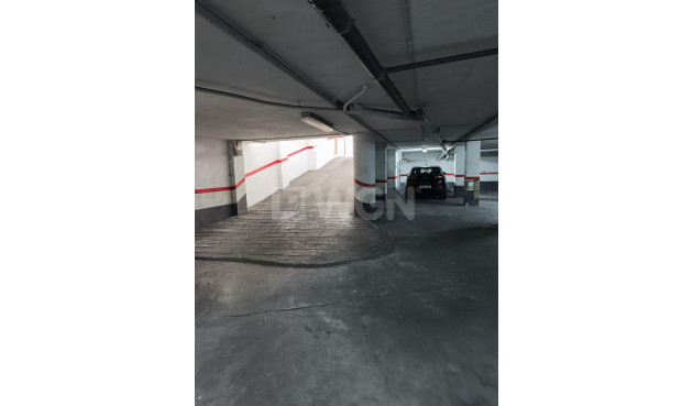 Reventa - Parking - Torrevieja - Playa de los Locos