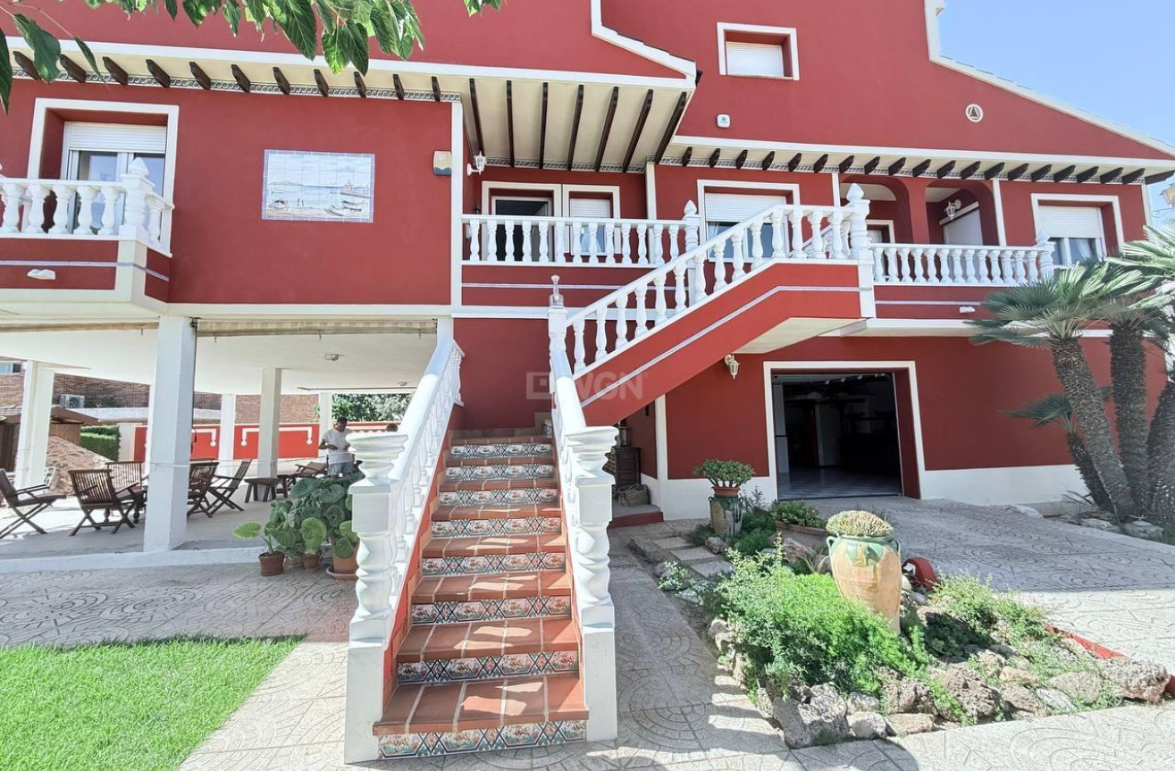 Reventa - Villa - Campoamor