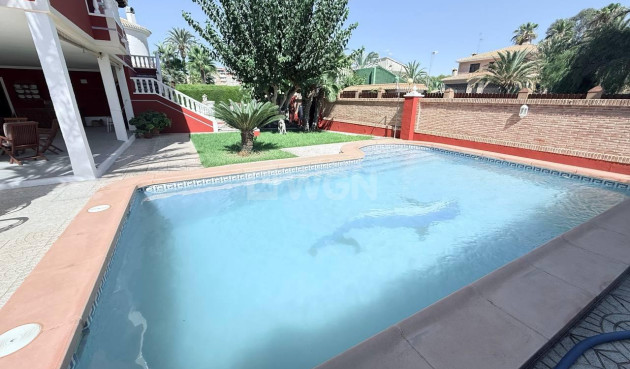 Reventa - Villa - Campoamor