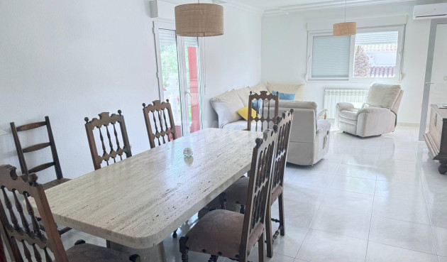 Reventa - Villa - Campoamor