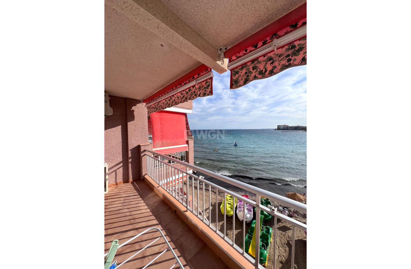 Resale - Apartment / flat - Torrevieja - Playa de los Locos