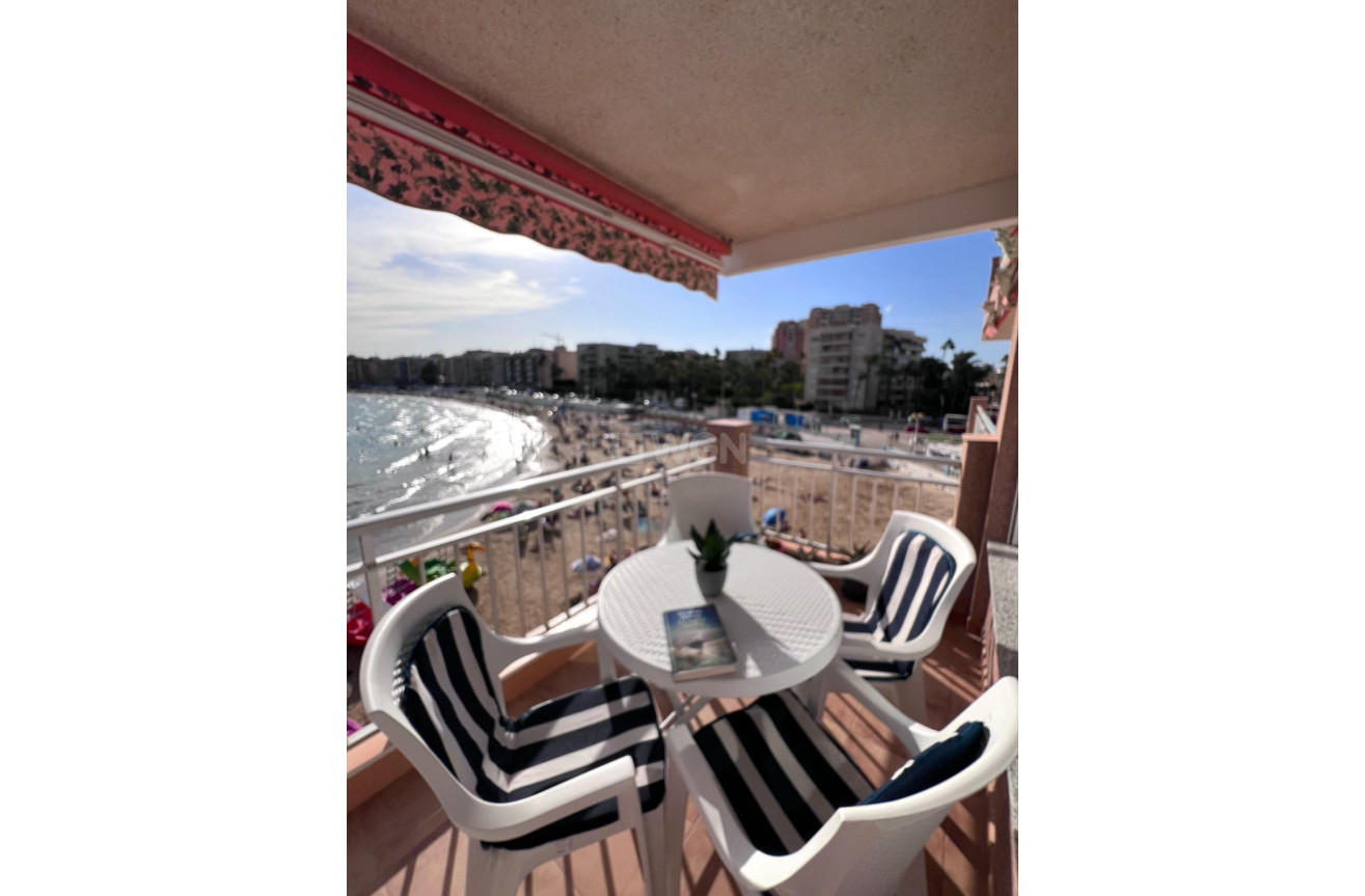 Resale - Apartment / flat - Torrevieja - Playa de los Locos