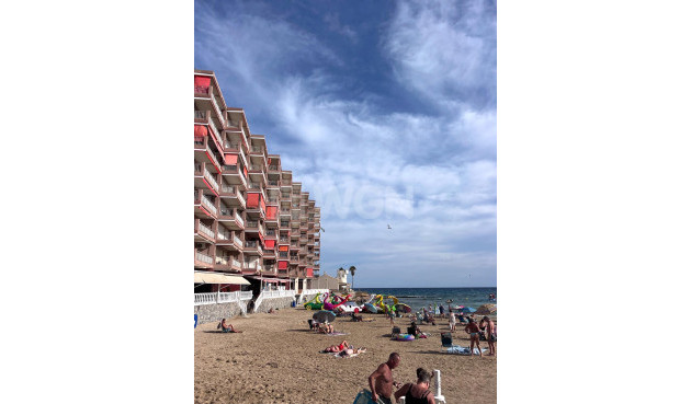 Resale - Apartment / flat - Torrevieja - Playa de los Locos