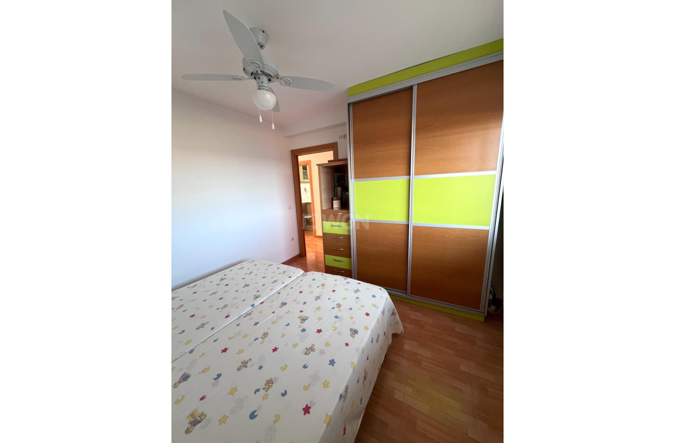 Resale - Apartment / flat - Torrevieja - Playa de los Locos