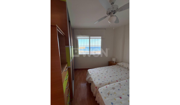 Resale - Apartment / flat - Torrevieja - Playa de los Locos