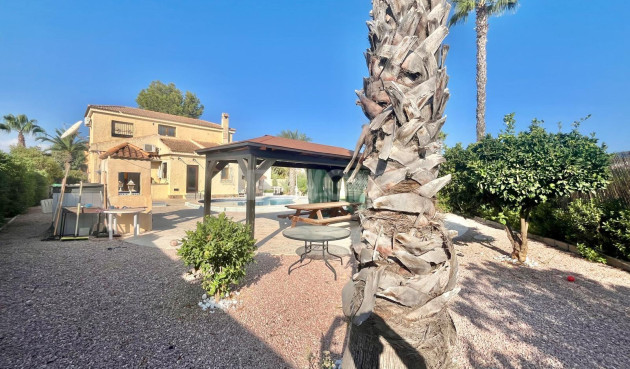 Resale - Villa - Torrevieja - San Luis