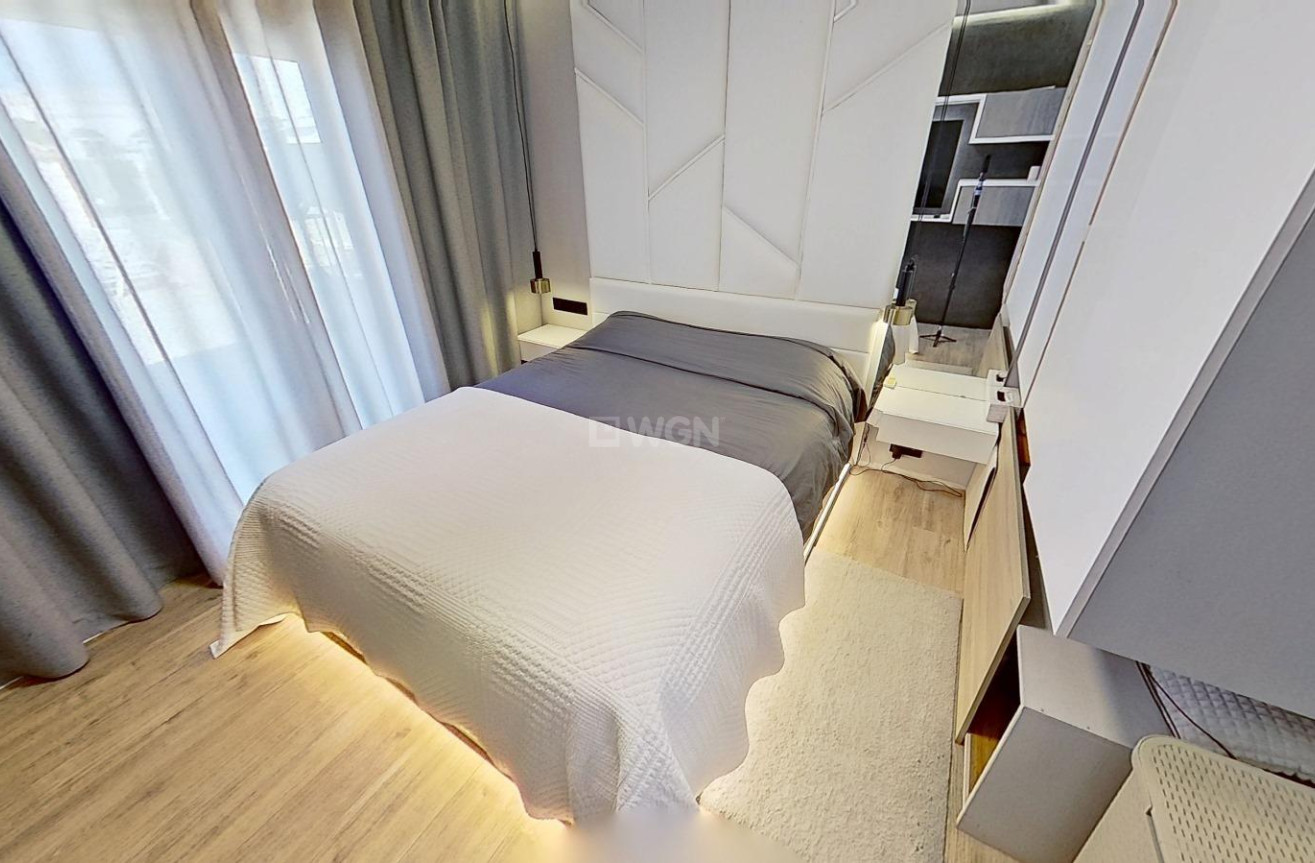 Resale - Villa - Torrevieja - San Luis