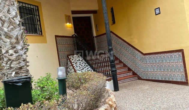 Odsprzedaż - Mieszkanie w bloku - Torrevieja - Costa Blanca