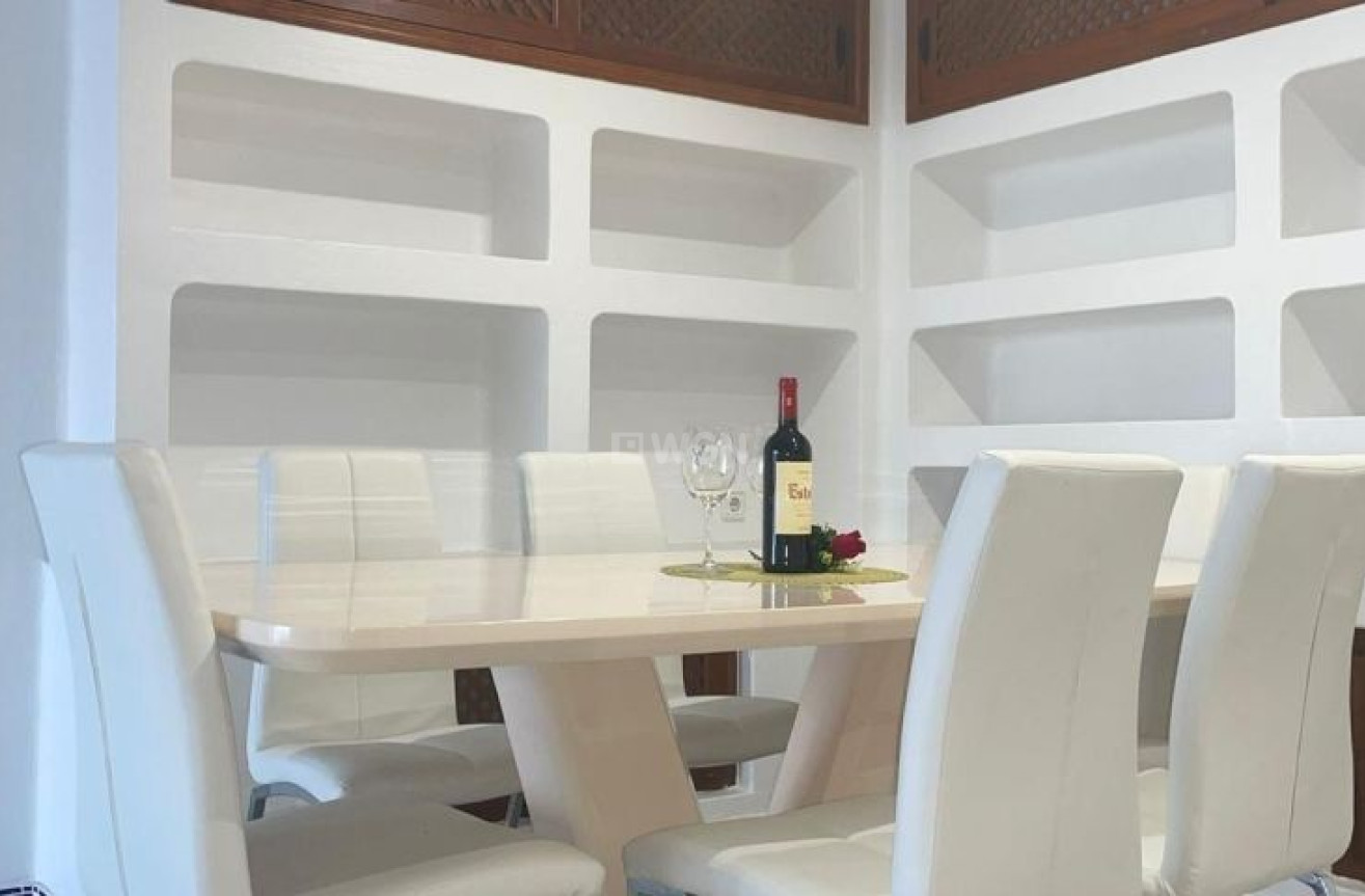 Odsprzedaż - Mieszkanie w bloku - Torrevieja - Costa Blanca