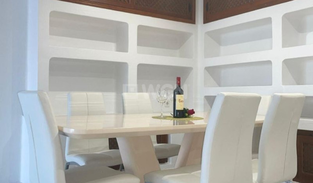 Odsprzedaż - Mieszkanie w bloku - Torrevieja - Costa Blanca