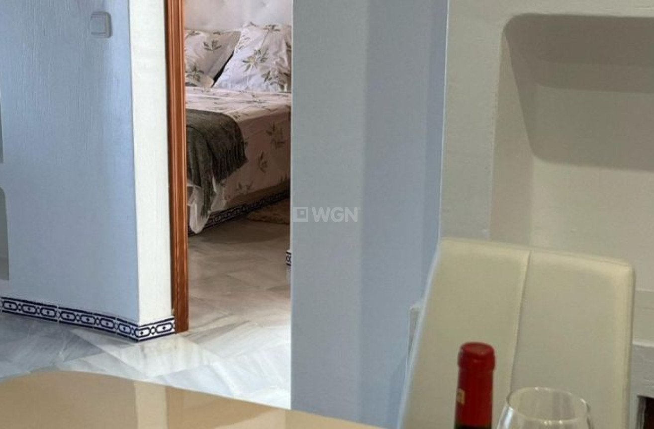 Odsprzedaż - Mieszkanie w bloku - Torrevieja - Costa Blanca