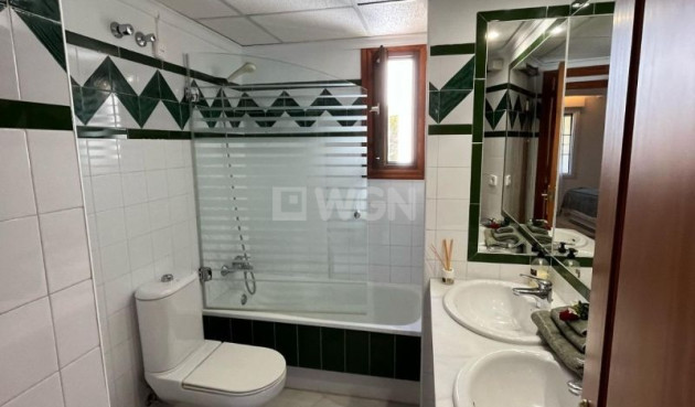 Odsprzedaż - Mieszkanie w bloku - Torrevieja - Costa Blanca