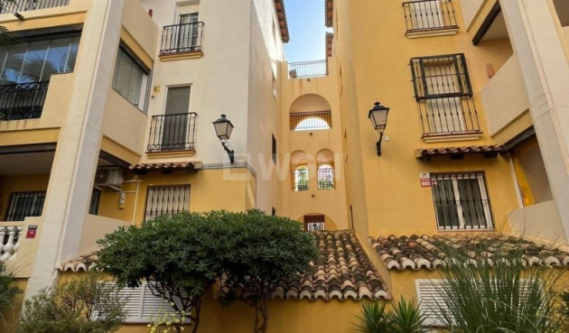 Odsprzedaż - Mieszkanie w bloku - Torrevieja - Costa Blanca
