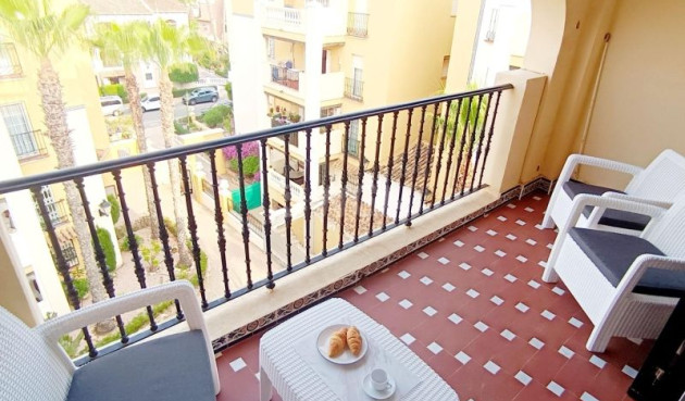 Odsprzedaż - Mieszkanie w bloku - Torrevieja - Costa Blanca