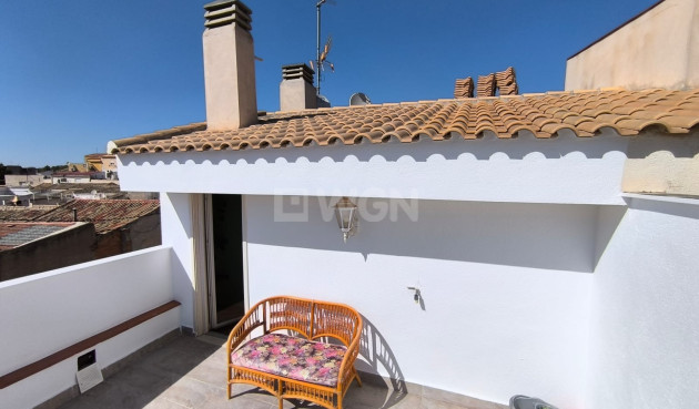 Odsprzedaż - Mieszkanie w bloku - Sax - Inland