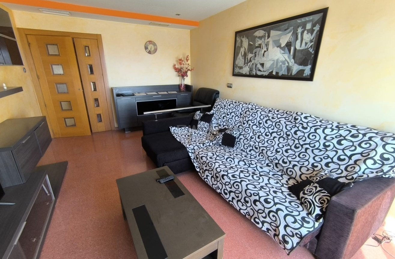Resale - Apartment / flat - Sax - Inland