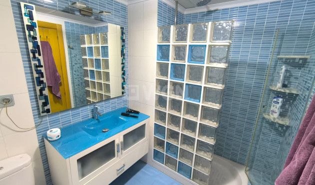 Resale - Apartment / flat - Sax - Inland