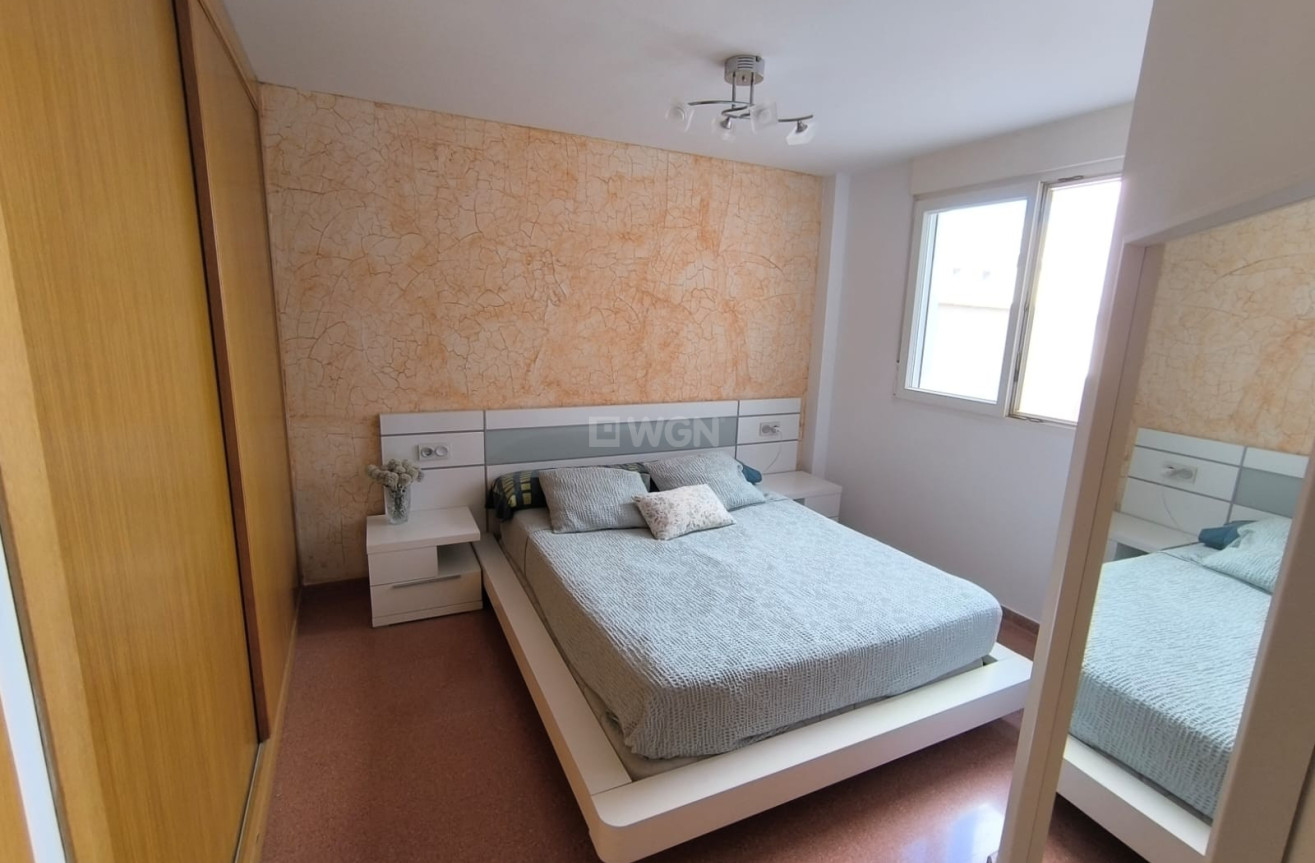 Resale - Apartment / flat - Sax - Inland