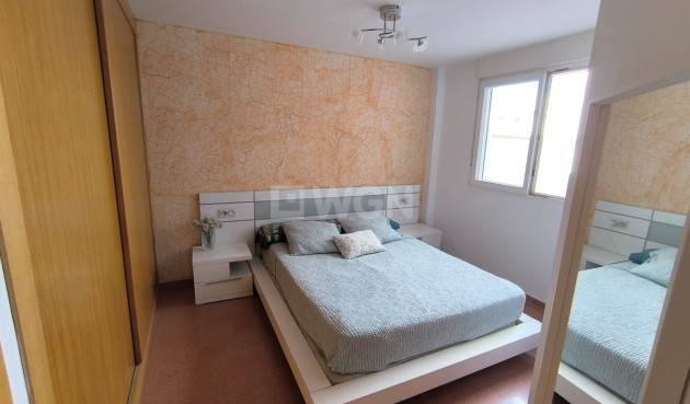 Resale - Apartment / flat - Sax - Inland