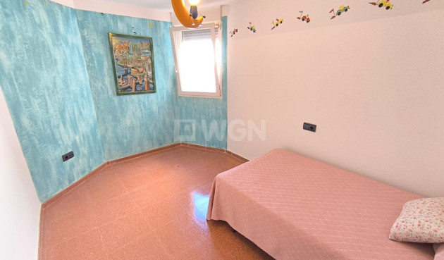 Resale - Apartment / flat - Sax - Inland