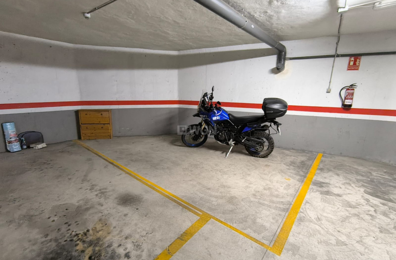 Resale - Apartment / flat - Sax - Inland