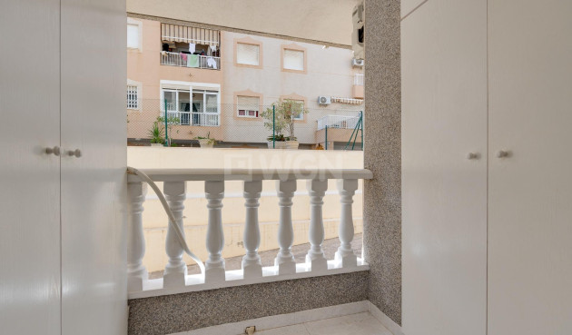 Odsprzedaż - Mieszkanie w bloku - Torrevieja - Acequion
