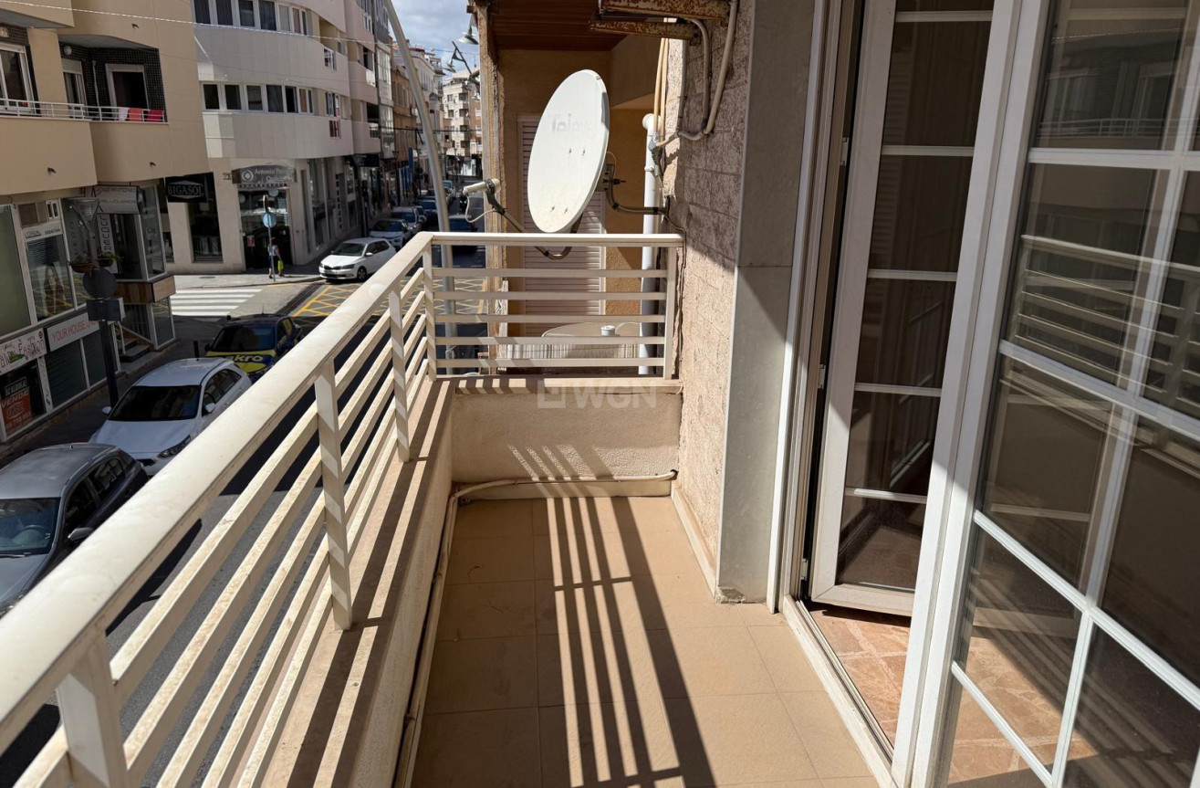 Reventa - Apartamento / piso - Torrevieja