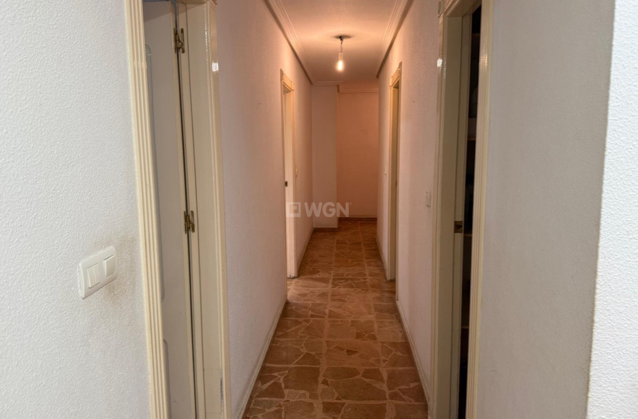 Reventa - Apartamento / piso - Torrevieja