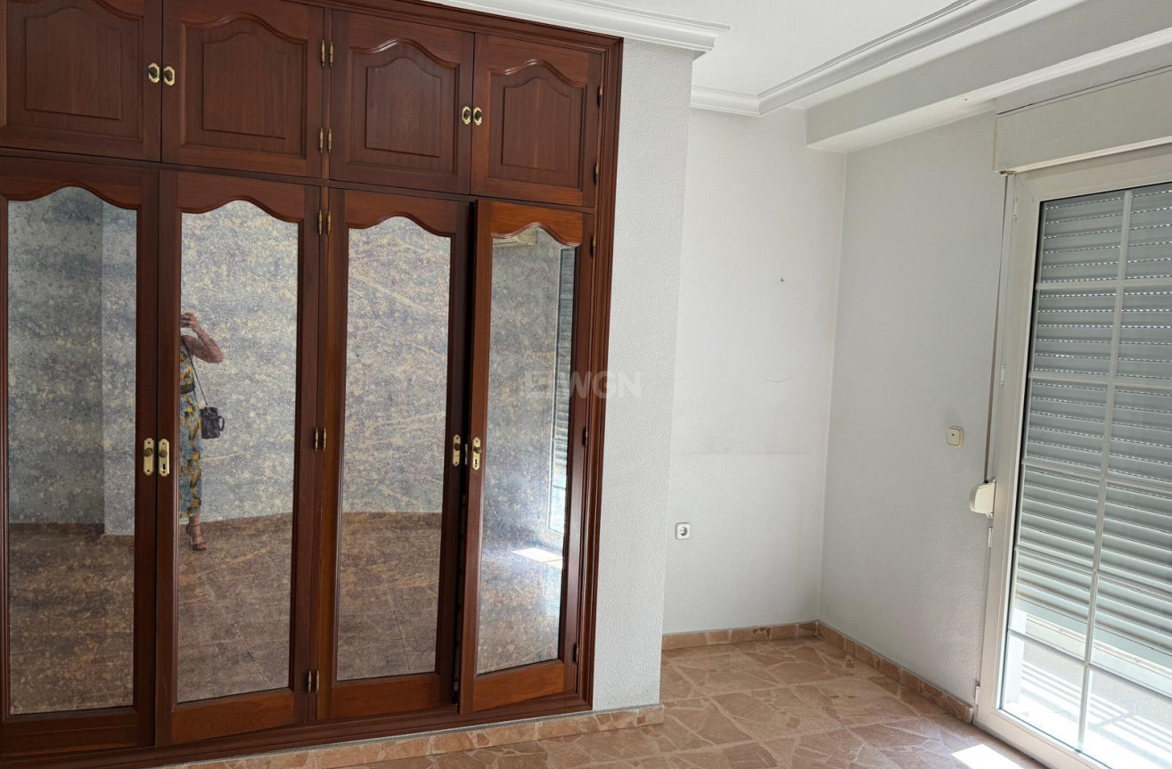 Reventa - Apartamento / piso - Torrevieja