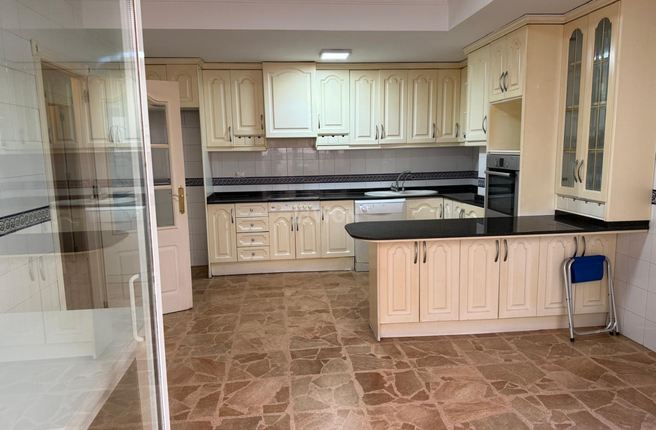 Reventa - Apartamento / piso - Torrevieja