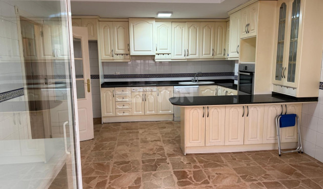 Reventa - Apartamento / piso - Torrevieja