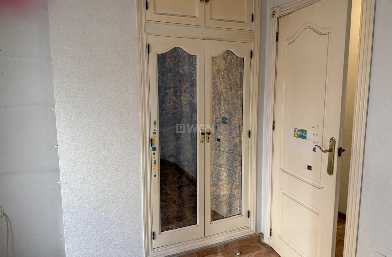 Reventa - Apartamento / piso - Torrevieja