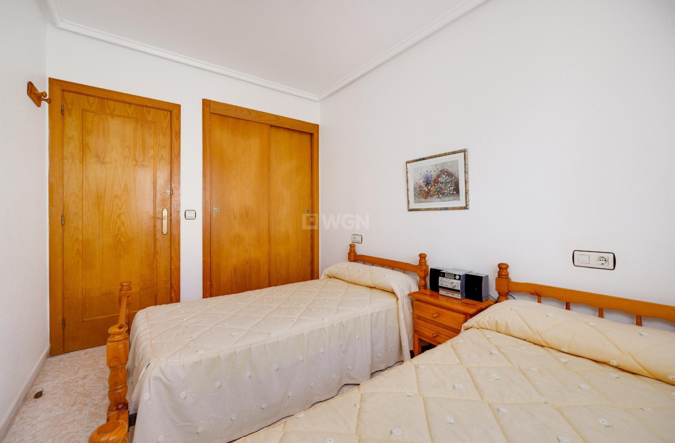 Resale - Bungalow - Torrevieja - PARQUE DE LAS NACIONES