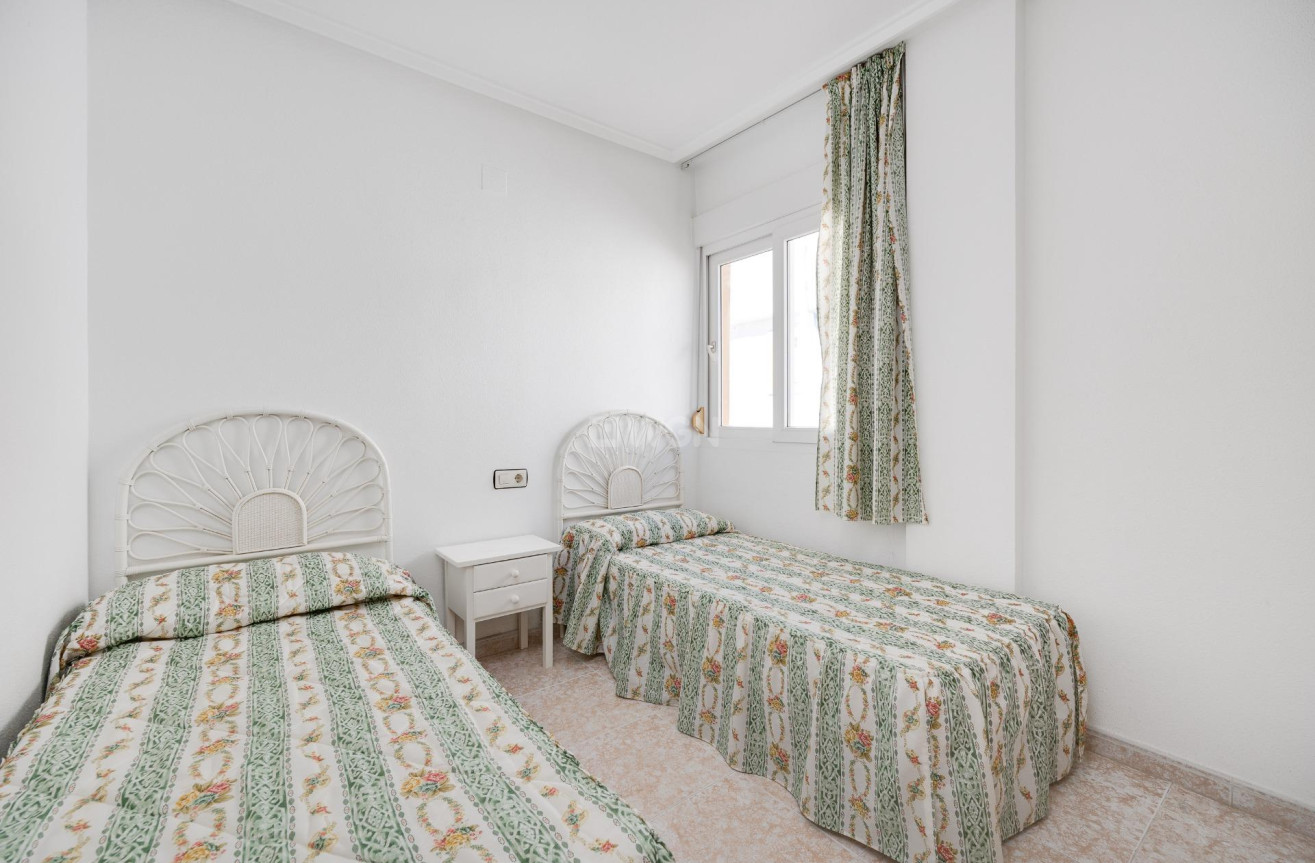 Resale - Bungalow - Torrevieja - PARQUE DE LAS NACIONES